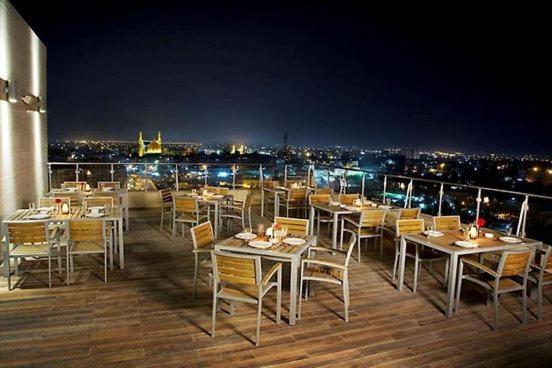 Karbala Rayhaan Hotel Esterno foto